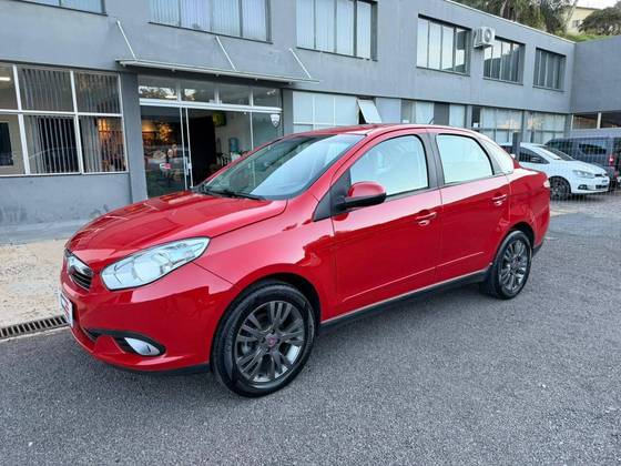 FIAT GRAND SIENA 1.4 MPI ATTRACTIVE 8V FLEX 4P MANUAL FIAT GRAND SIENA 1.4 MPI ATTRACTIVE 8V FLEX 4P MANUAL